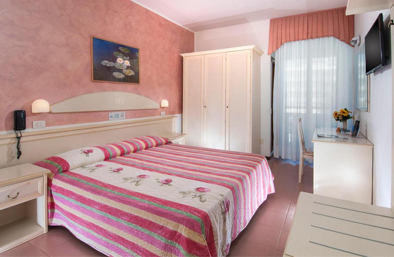 Hotel Napoleon Gabicce Mare Dış mekan fotoğraf